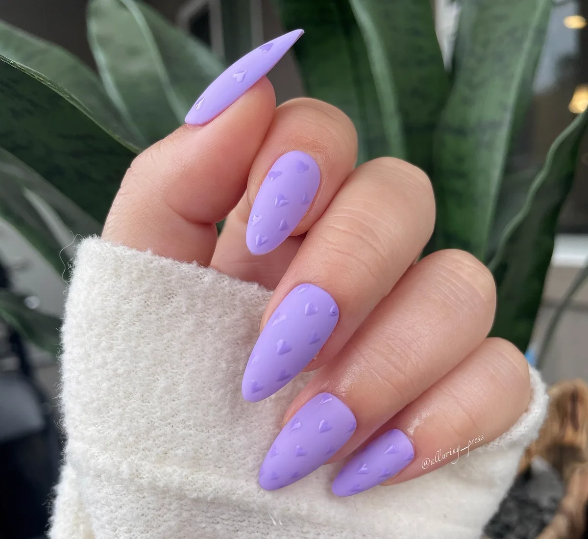 Lavender Lilac Valentines Day Hearts Press On Nail Set