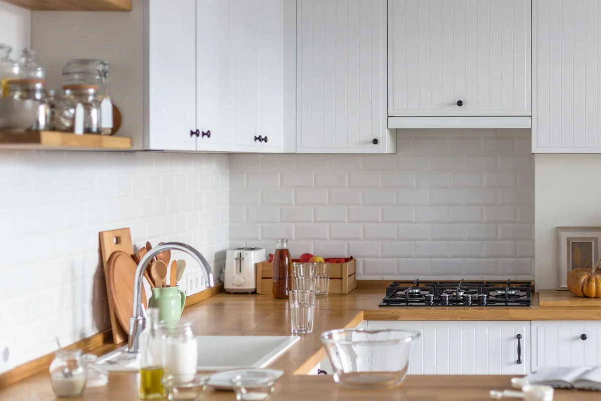 White modern kitchen