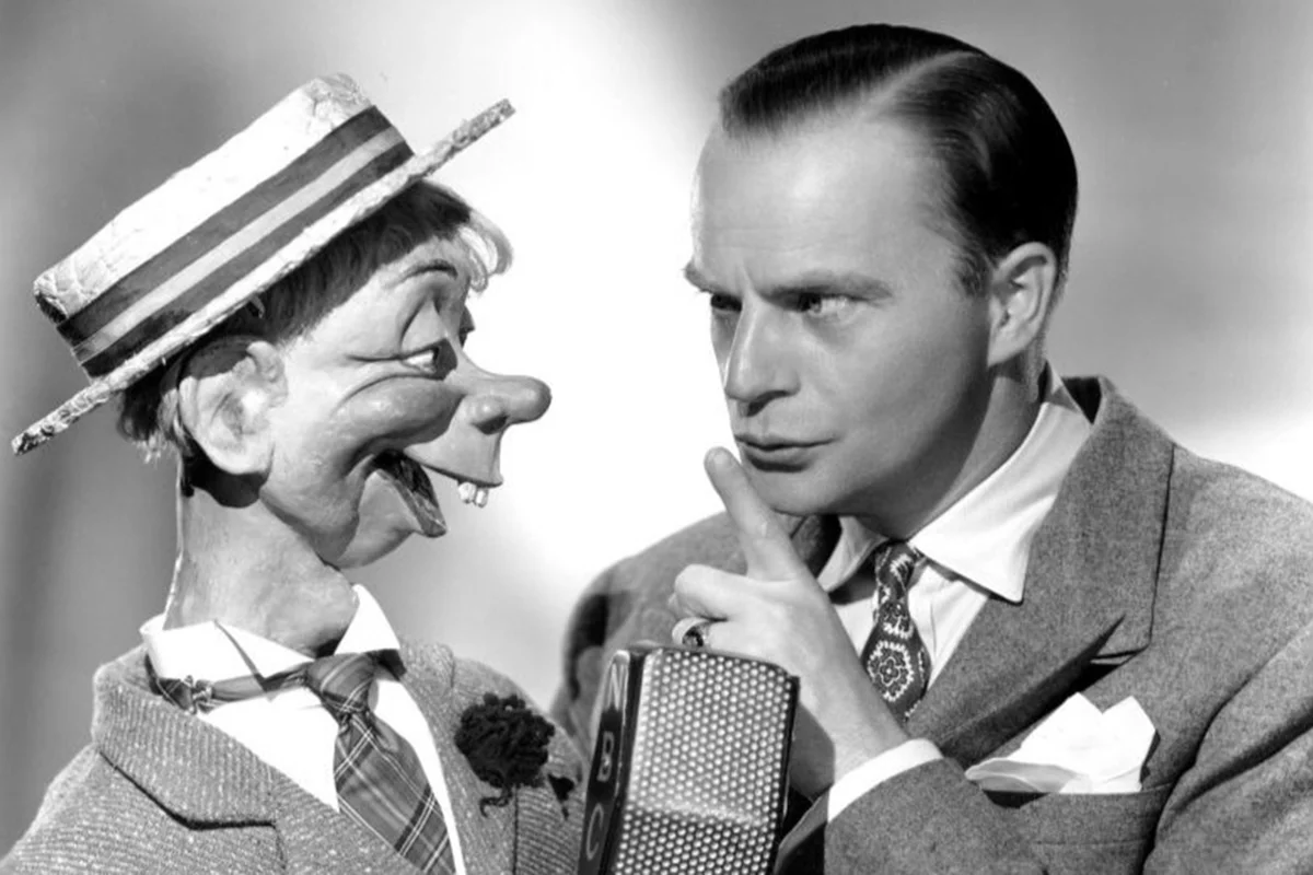 Photo of Edgar Bergen with Mortimer Snerd from the Chase and Sanborn radio program