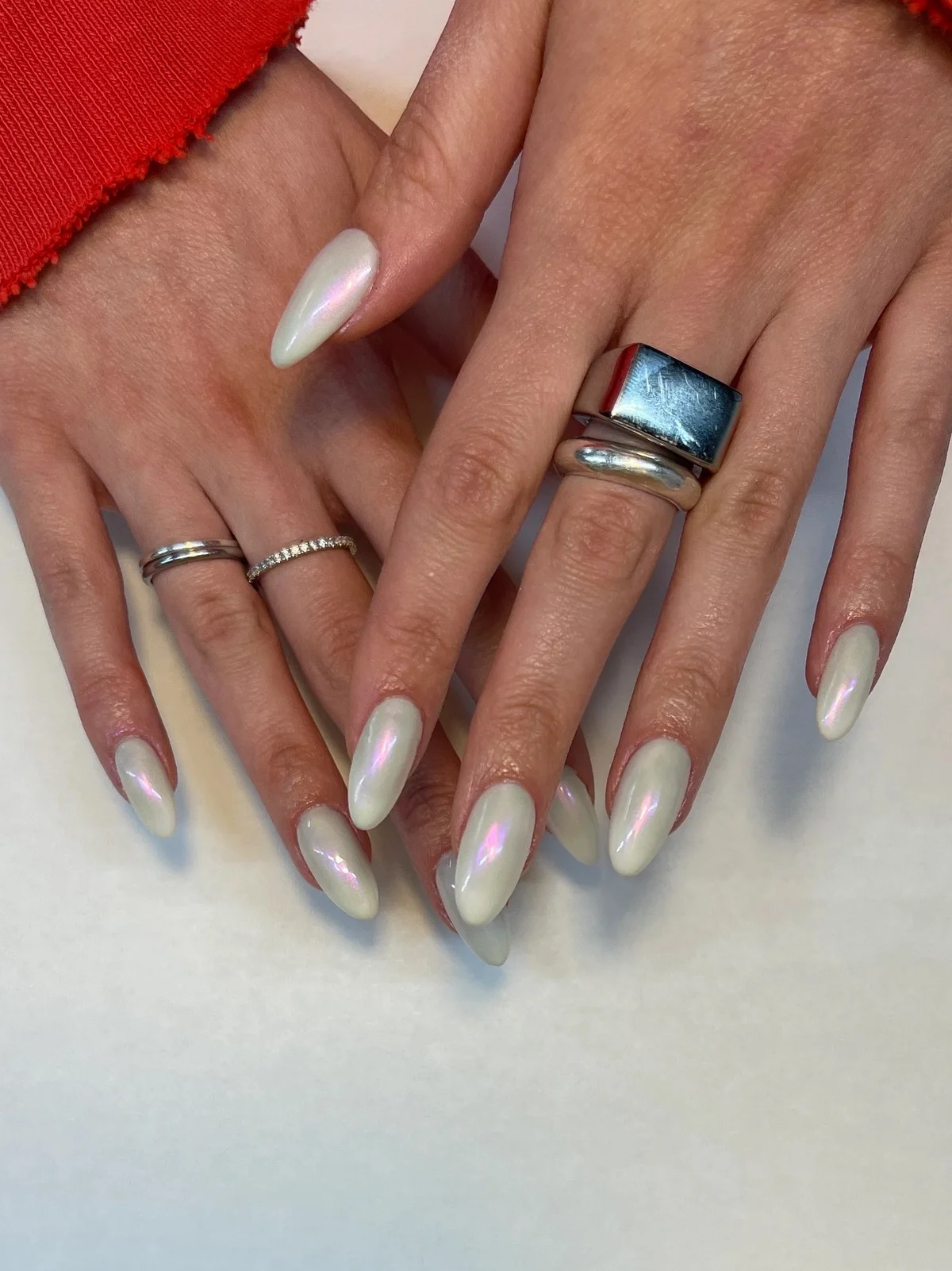 Pearl manicure