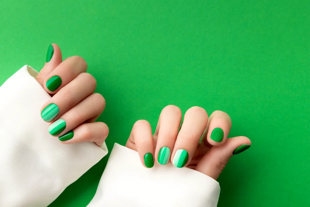 grassy green nails