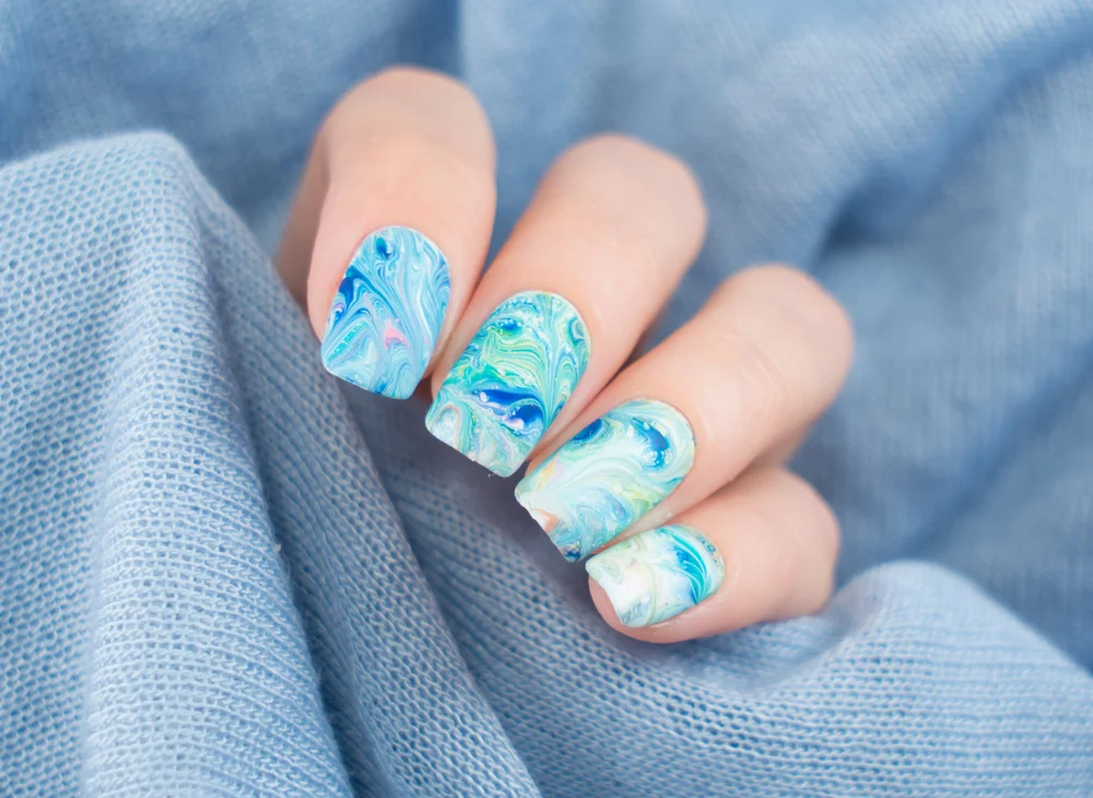 blue marbled mani