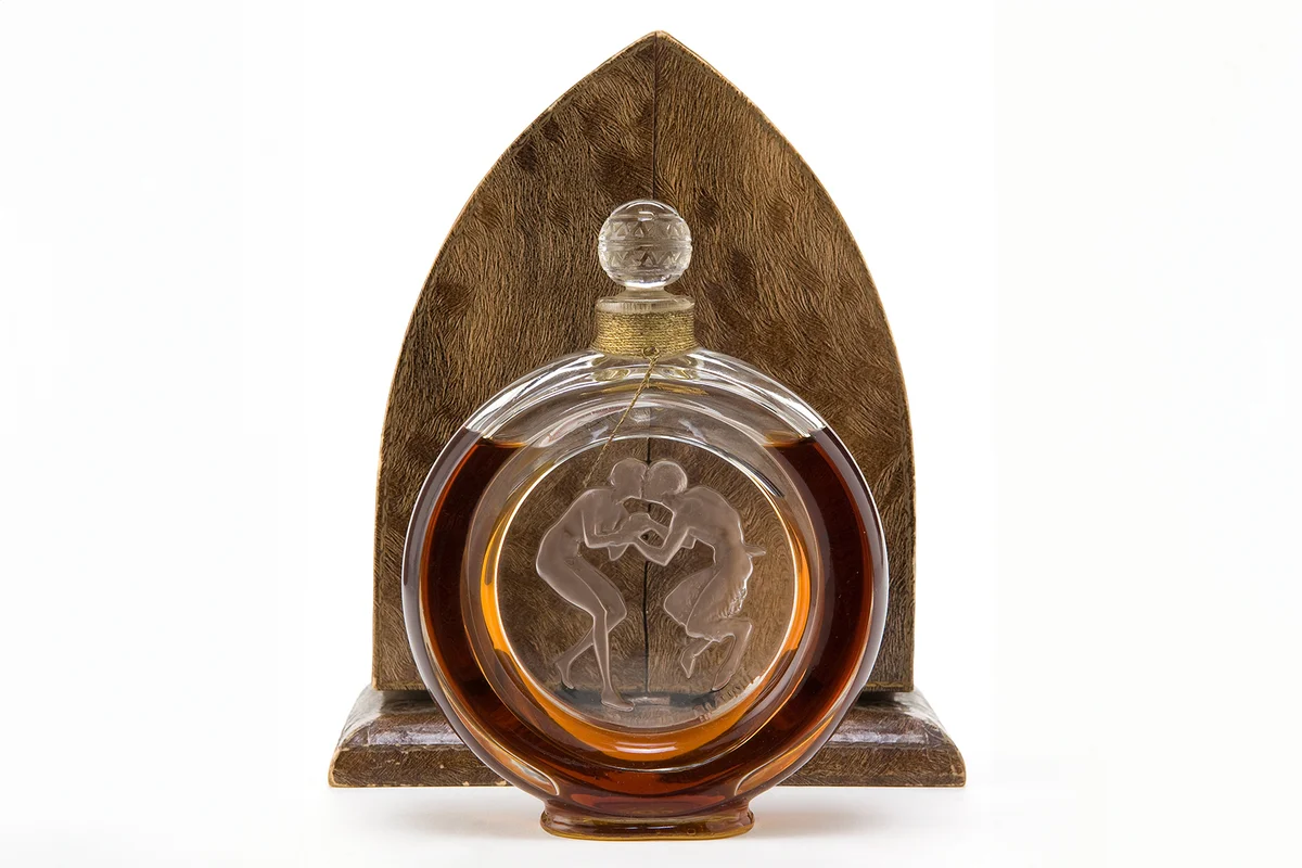 R. LALIQUE GLASS LE BAISER DU FAUNE PERFUME BOTTLE FOR MOLINARD WITH ORIGINAL PRESENTATION BOX