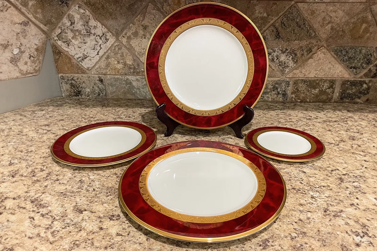 Noritake Hemingway Plates (Set of 4)