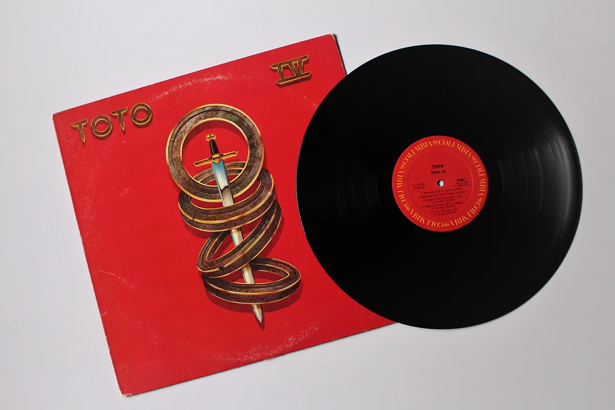 Toto, Toto IV