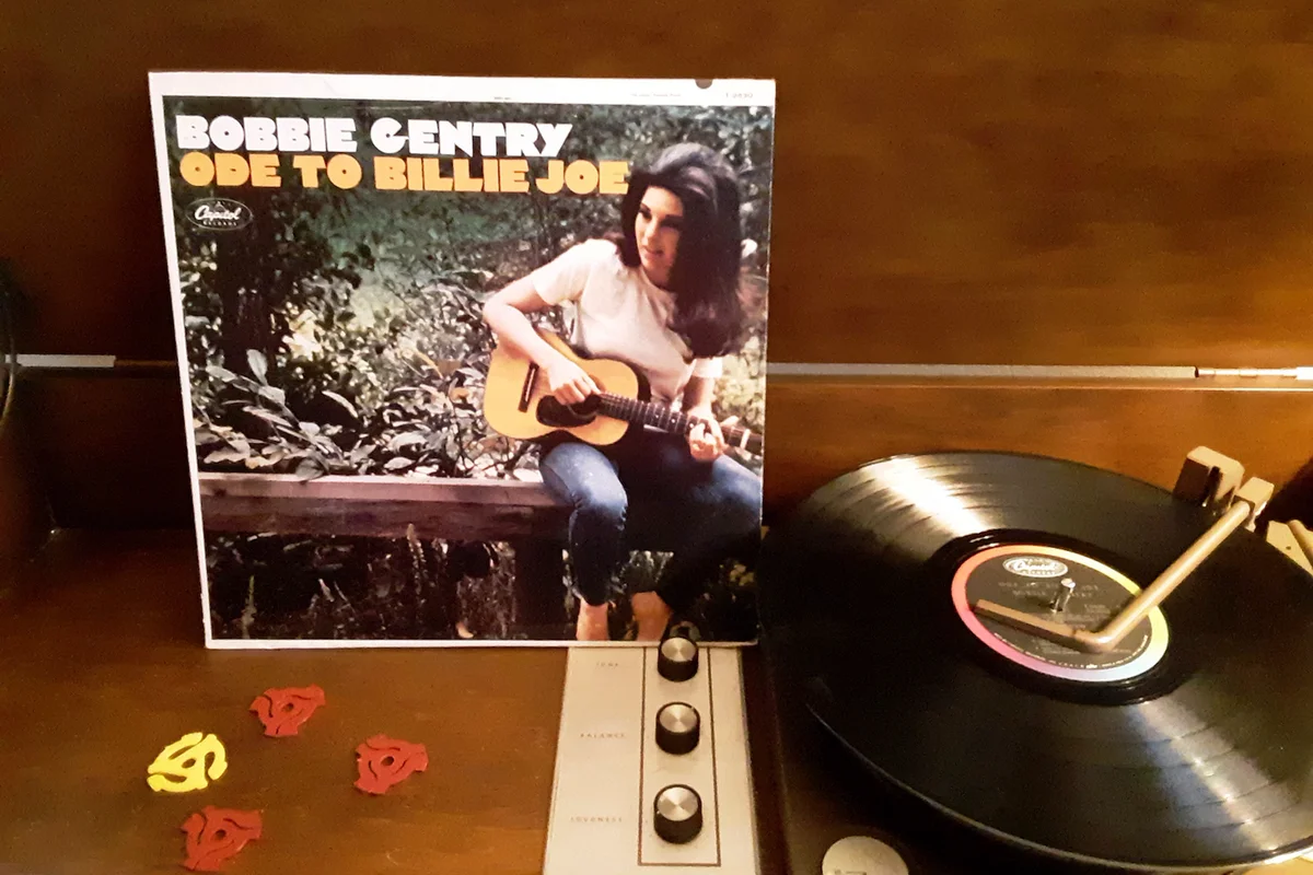 Bobbie Gentry - Ode To Billie Joe - Circa 1967