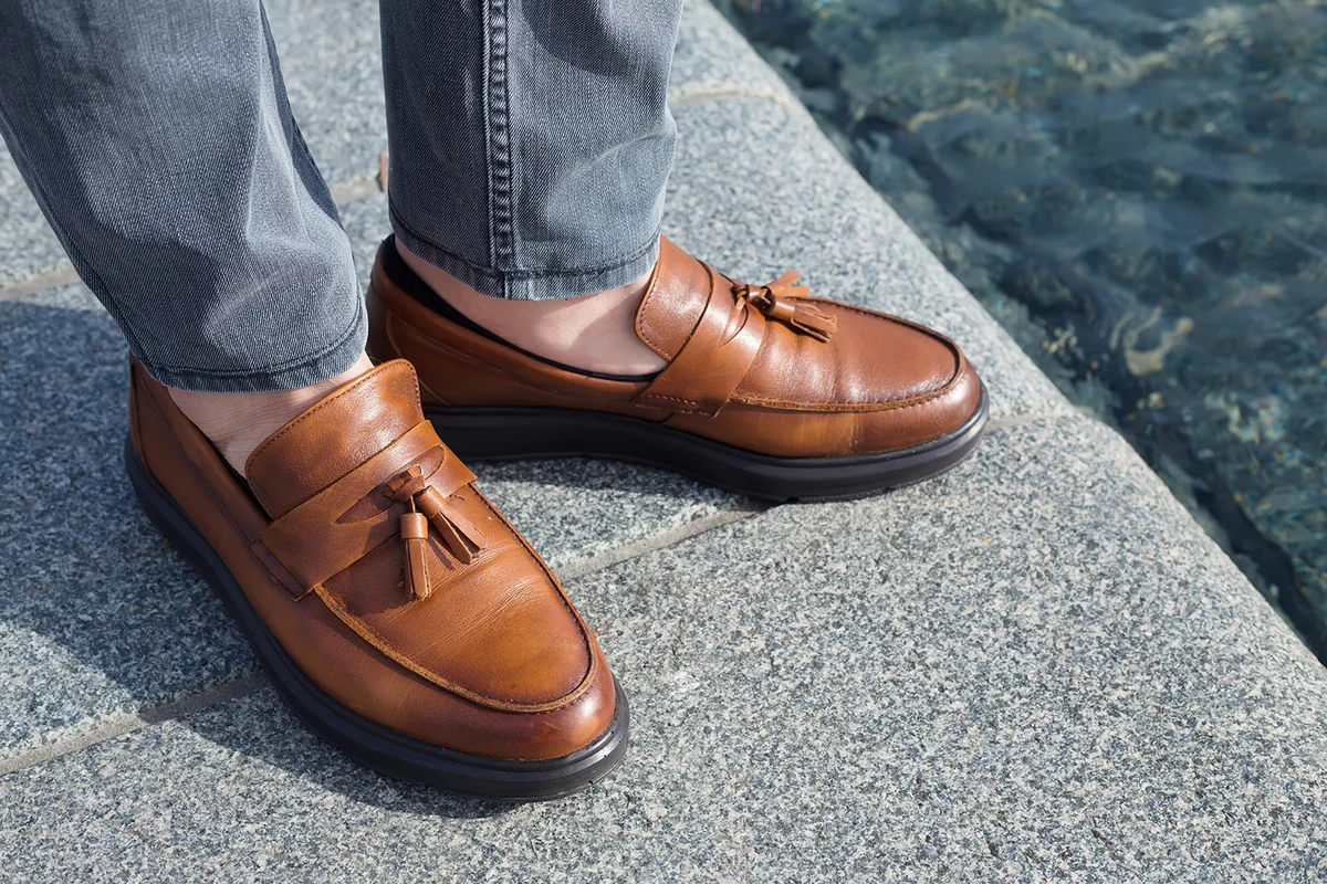 men shoes street city walk
