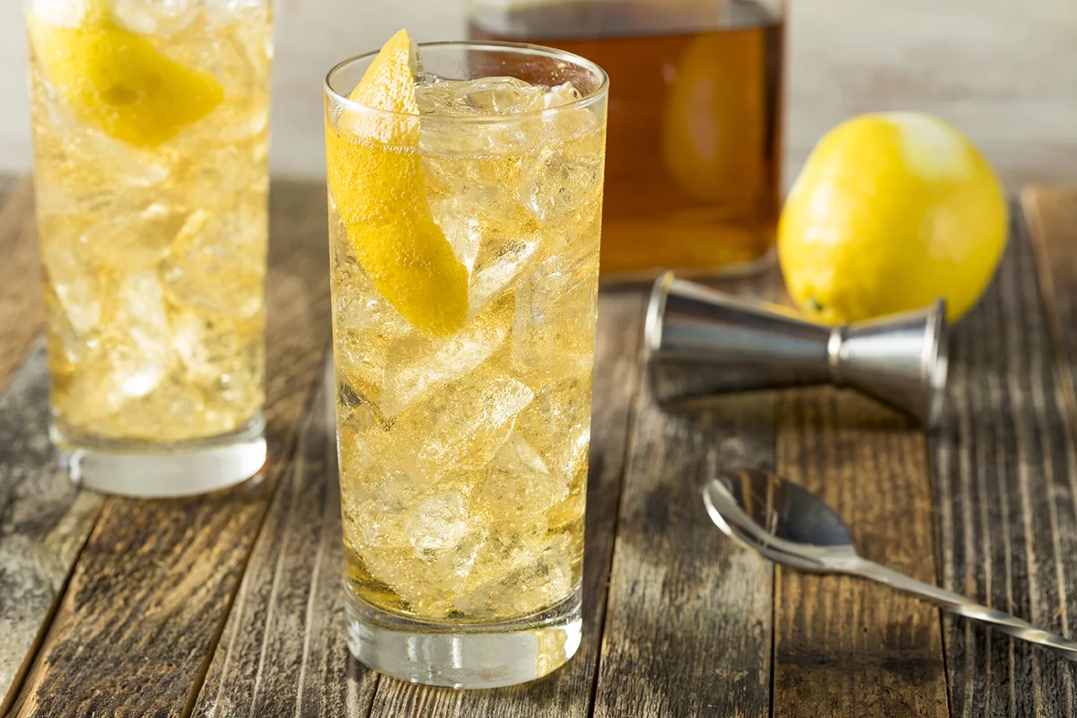 Homemade Whiskey Highball with Soda Water and Lemon