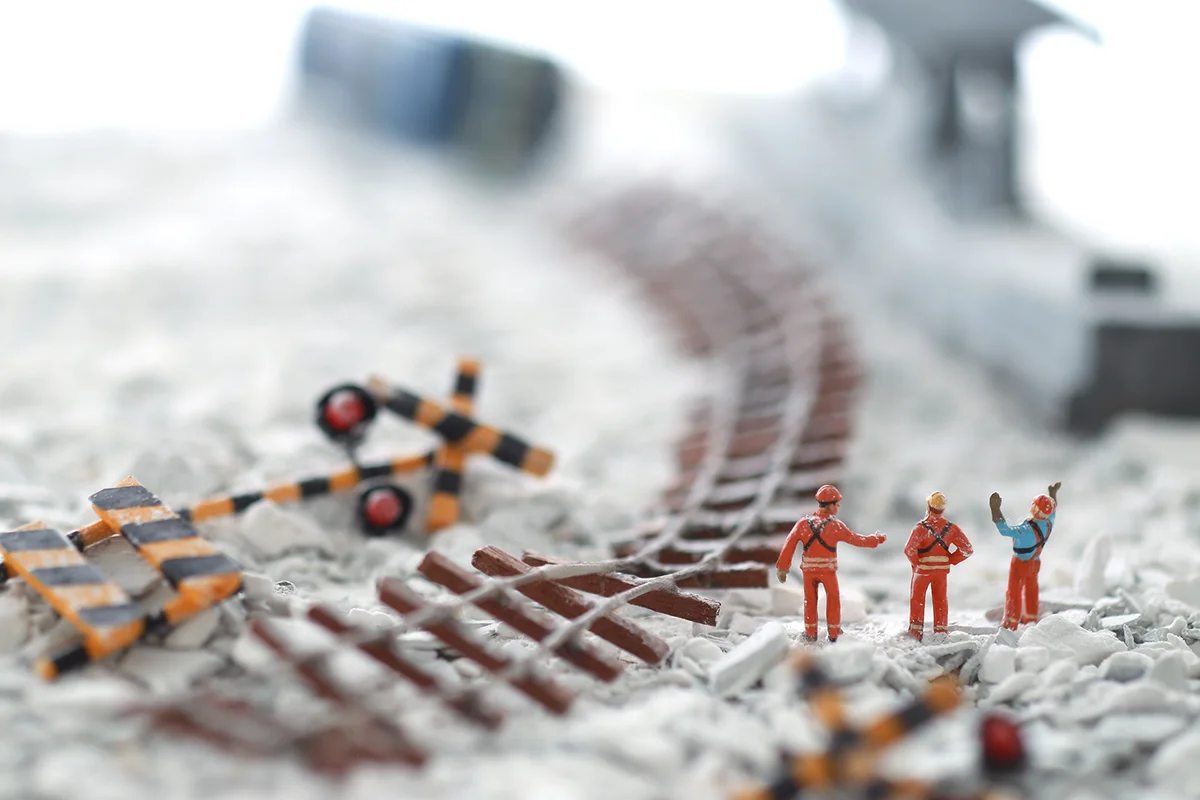 Diorama of railways and stations destroyed by disaster