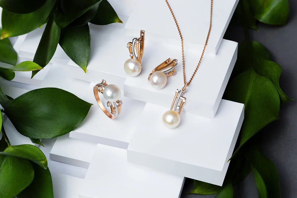 Elegant jewelry set