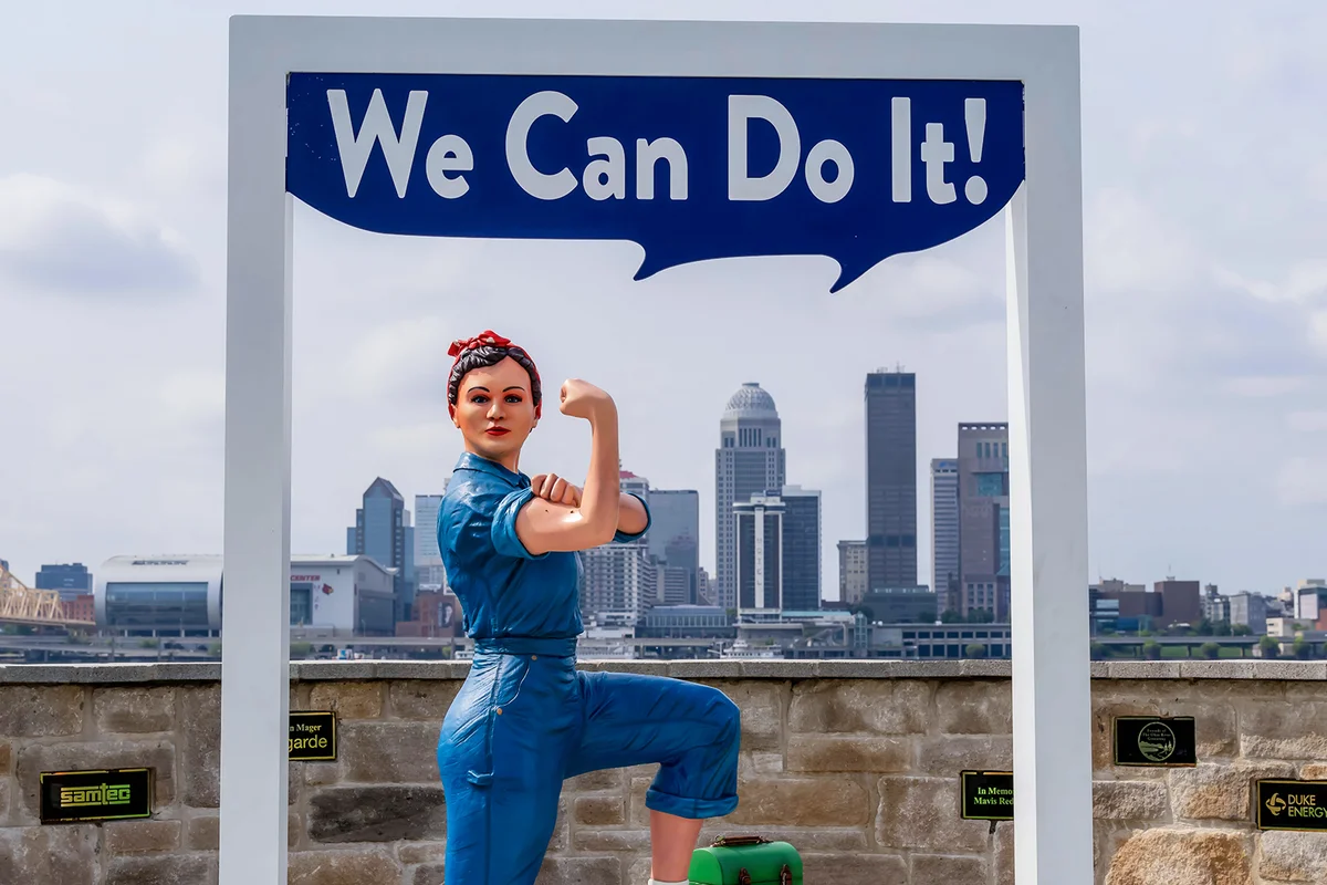 Statue of Rosie the Riveter on the banks of the Ohio River across from Louisville, Kentucky