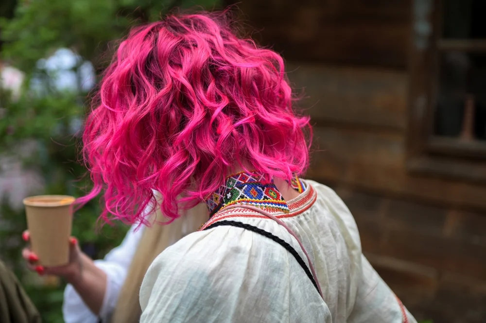 woman with magenta hair