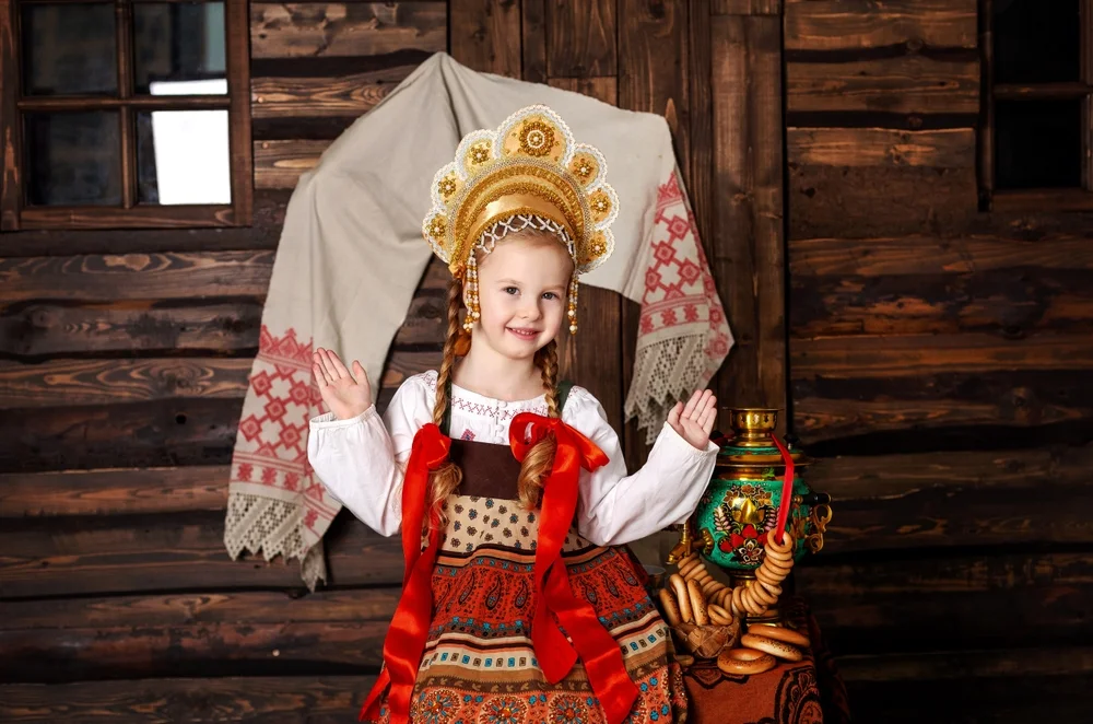 girl in Russian folk dress