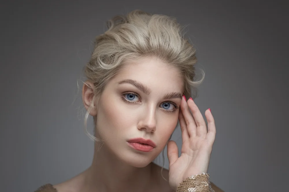 cold girl makeup trend