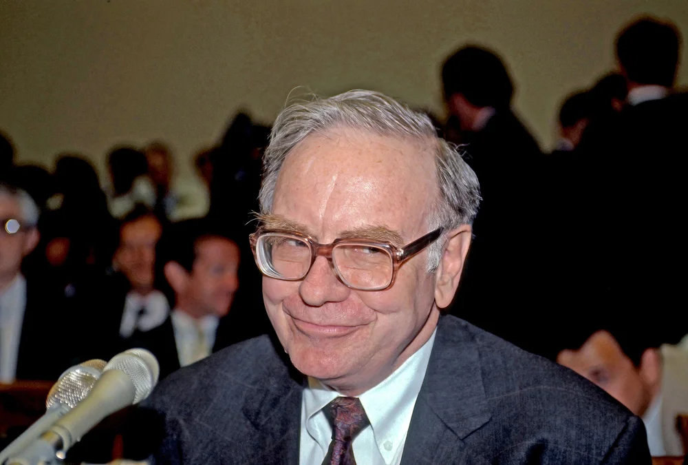 Photo of Warren Buffet testifying in 1991.