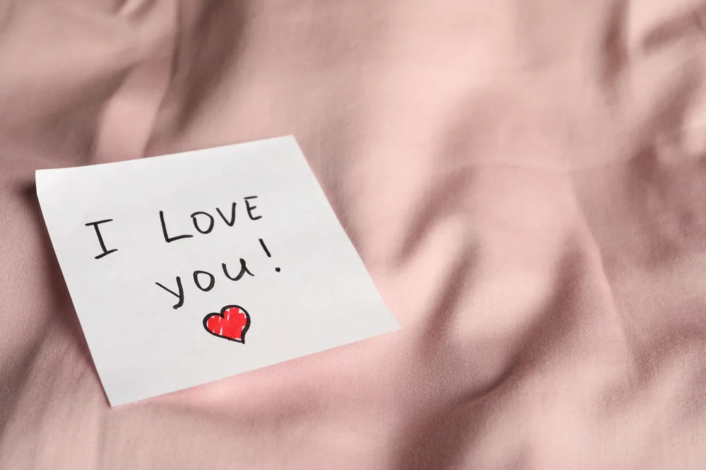 I love you post-it note