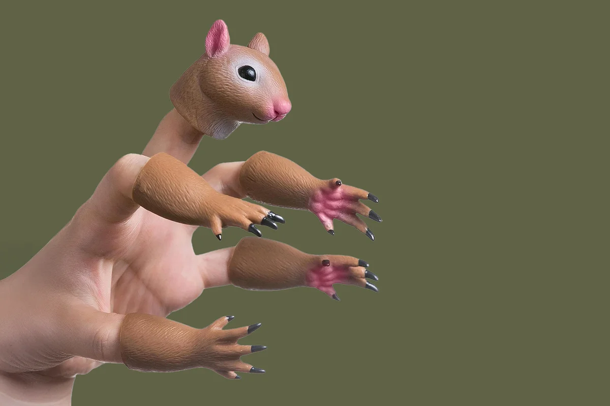 Squirrel Finger Puppet Set