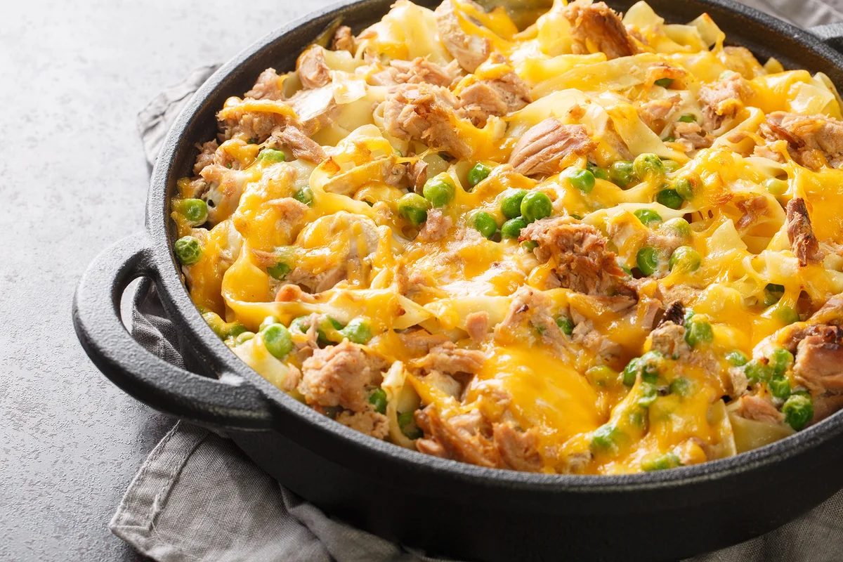 Creamy Tuna Casserole with green Peas