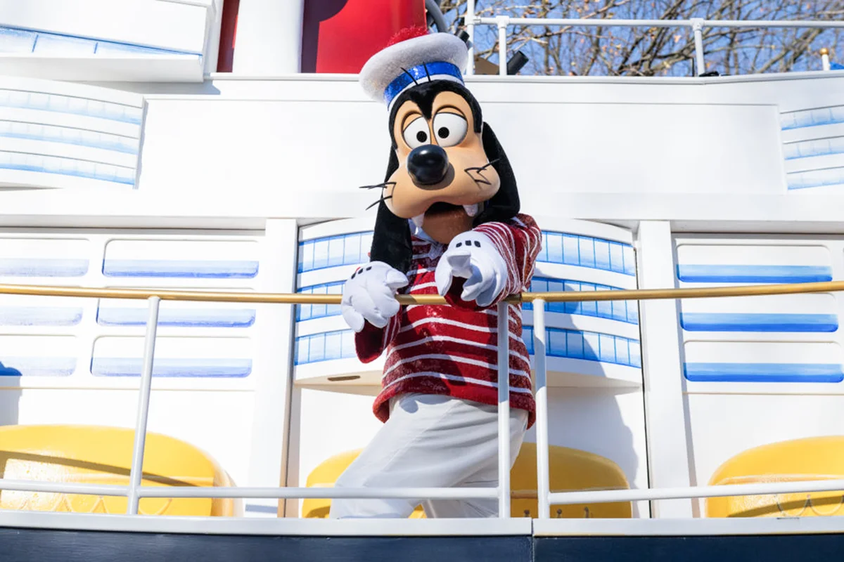 Goofy attends the 2022 Macy's Thanksgiving Day Parade