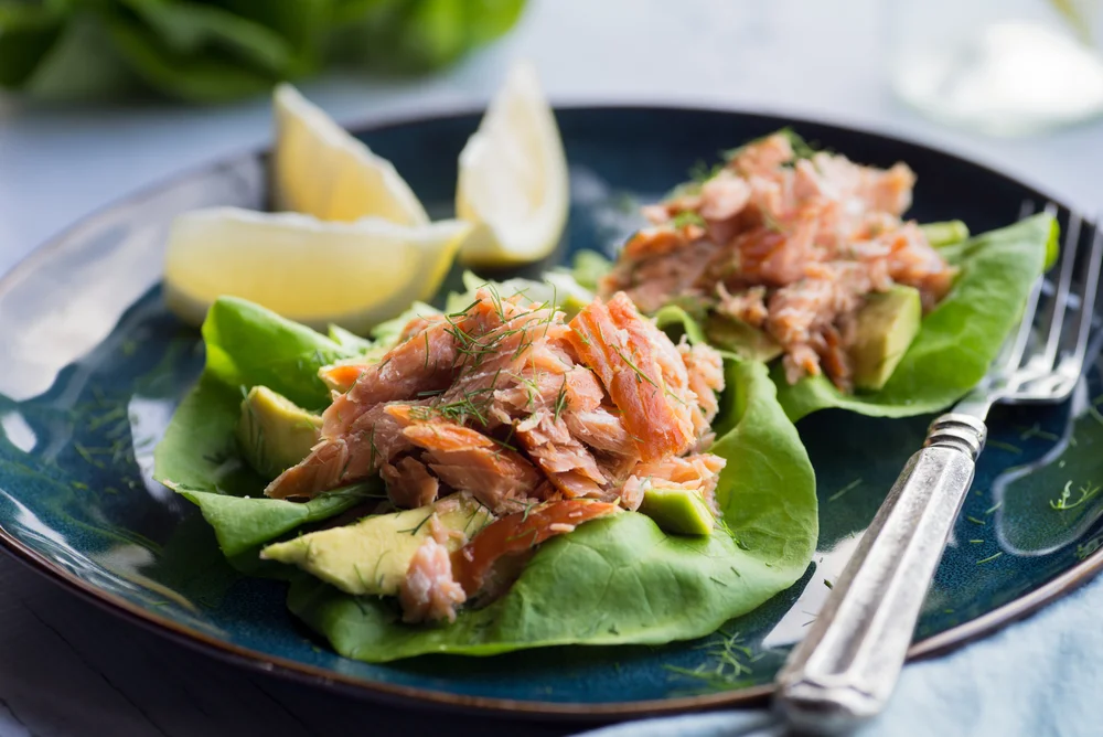 smoked salmon and avocado lettuce wrap