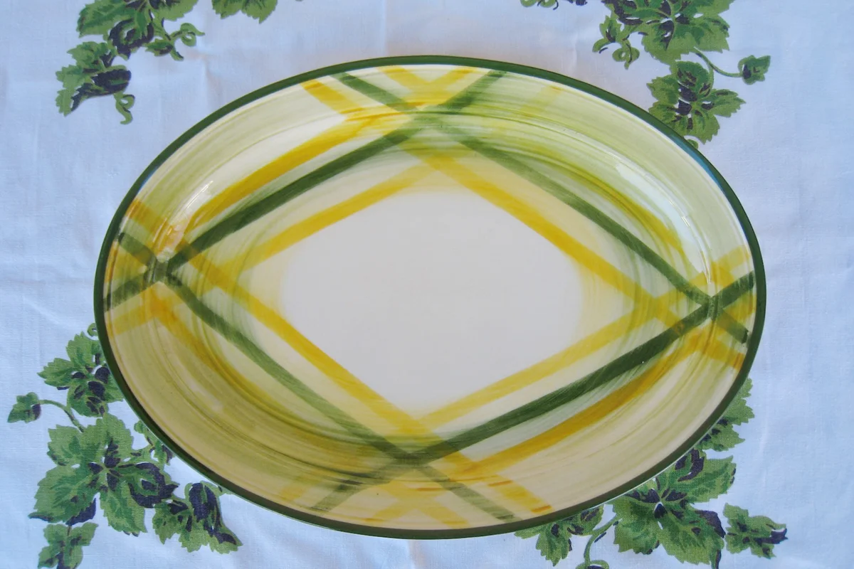 Vernon Ware Gingham Platter/Green and Yellow/1940's/14 in
