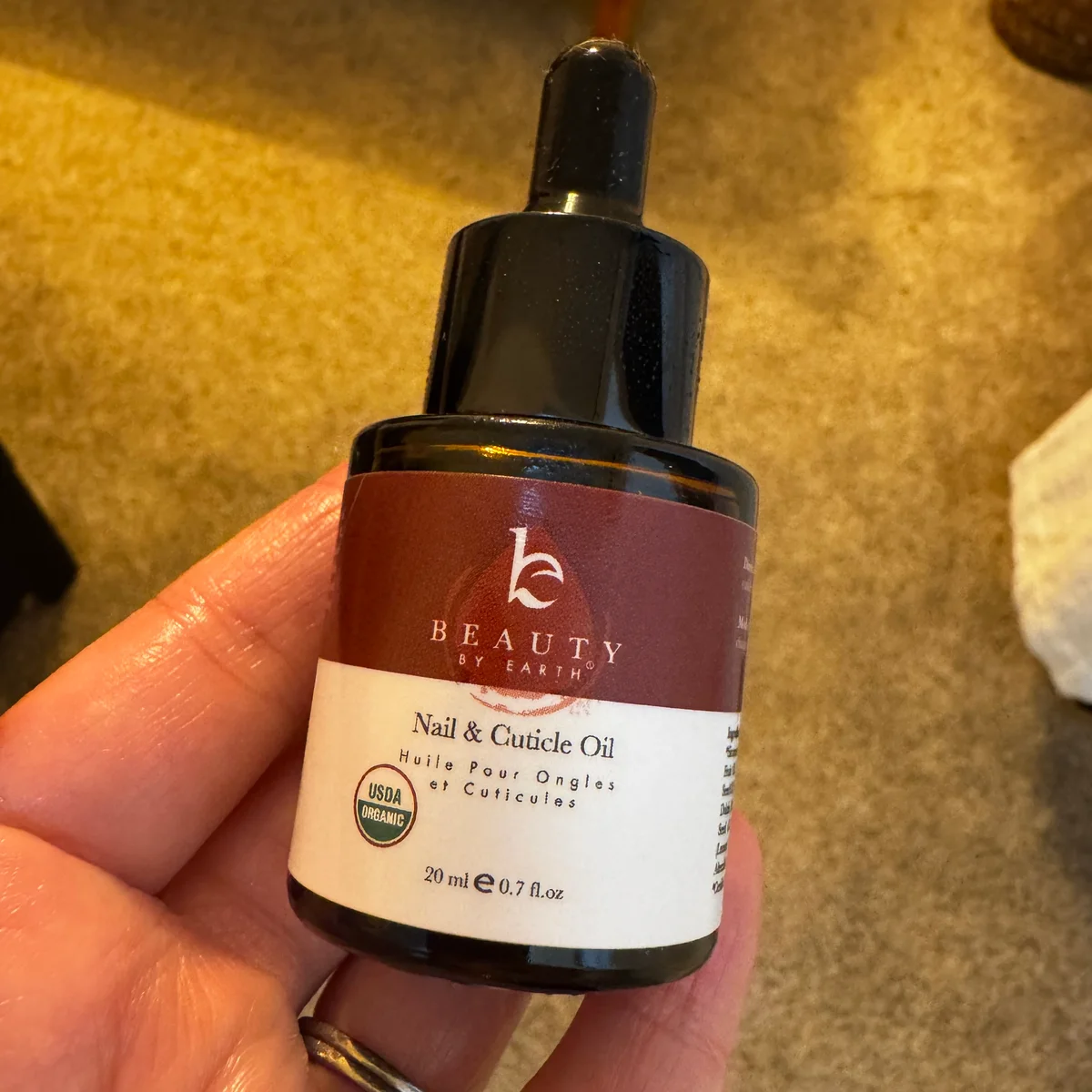 Beauty by Earth Cuticle Oil