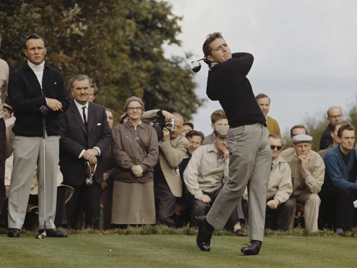 Gary Player tees off against Arnold Palmer (1964 World Match Play Championship)