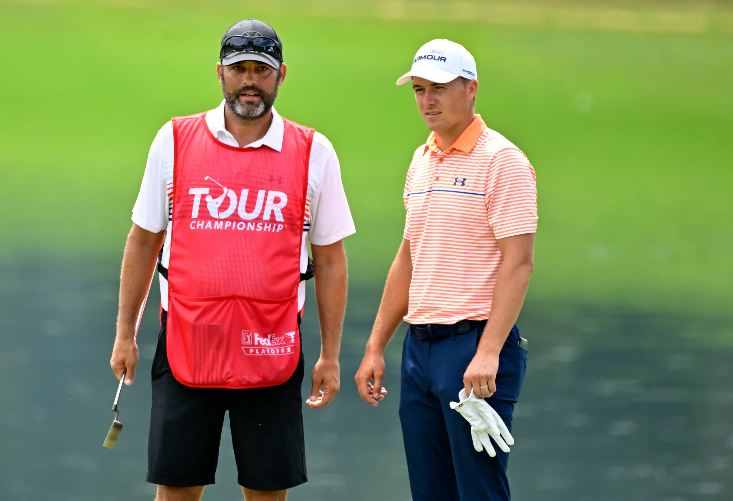 Jordan Spieth and caddy Michael Greller at the 2022 Tour Championship