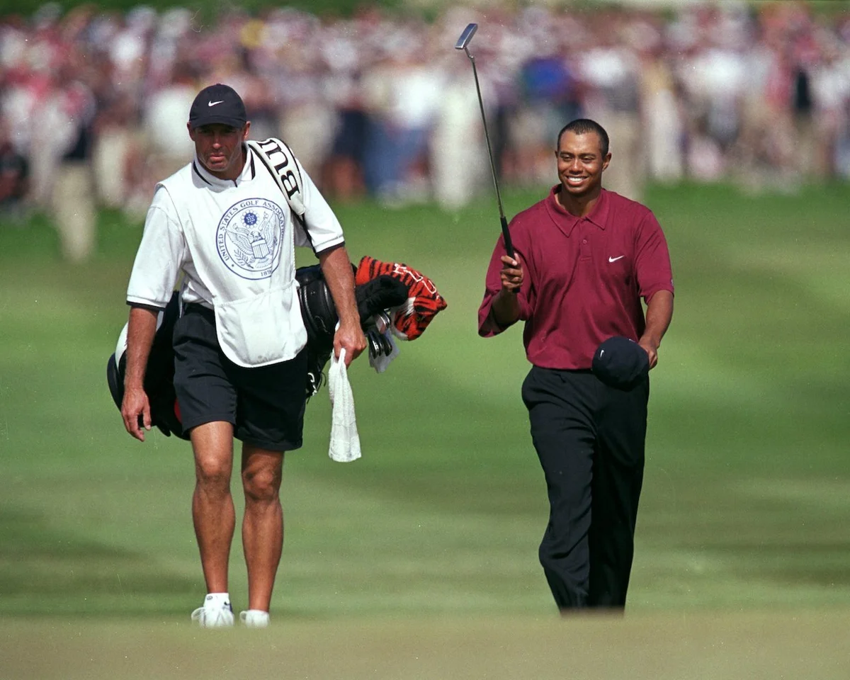 Tiger Woods smiles at 2000 U.S. Open