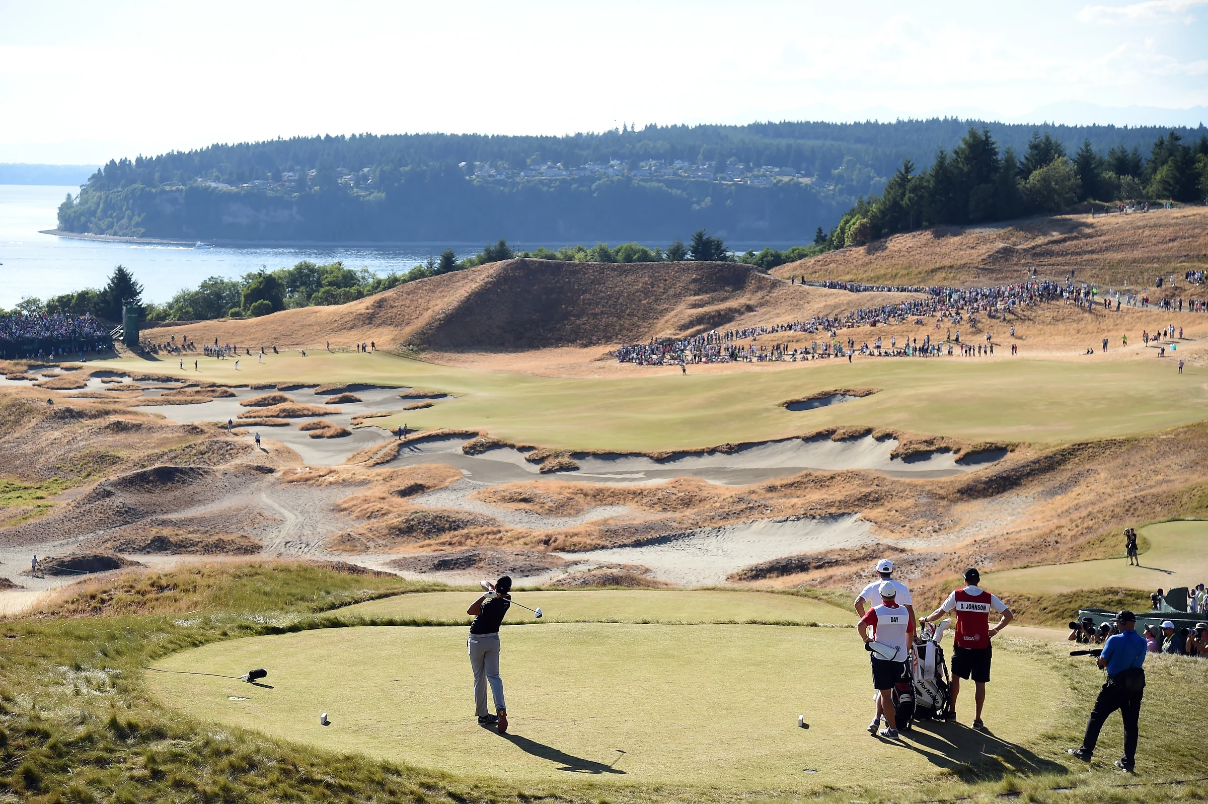 Jason Day tees off at the 2015 U.S. Open