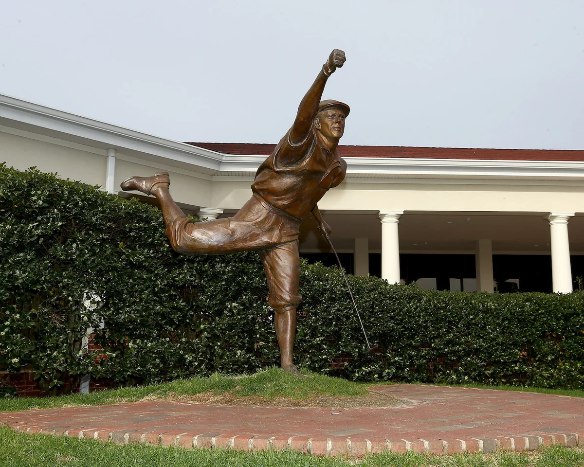 Stewart Payne statue