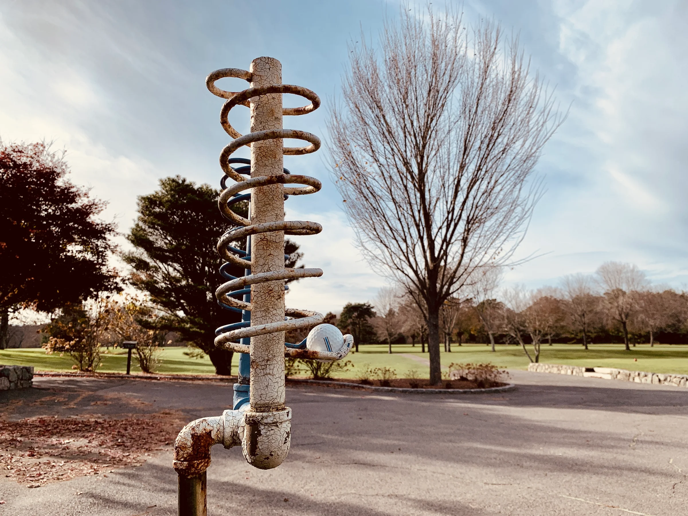 Golf ball starter rack