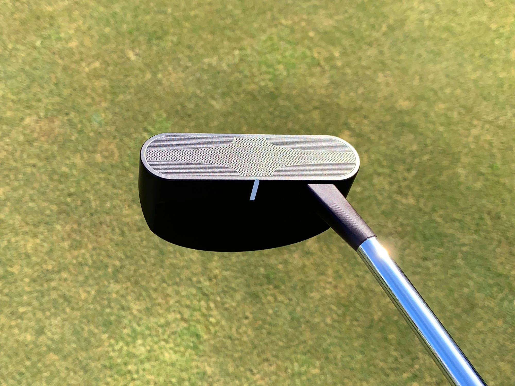 Heel-shafted Makefield mallet putter