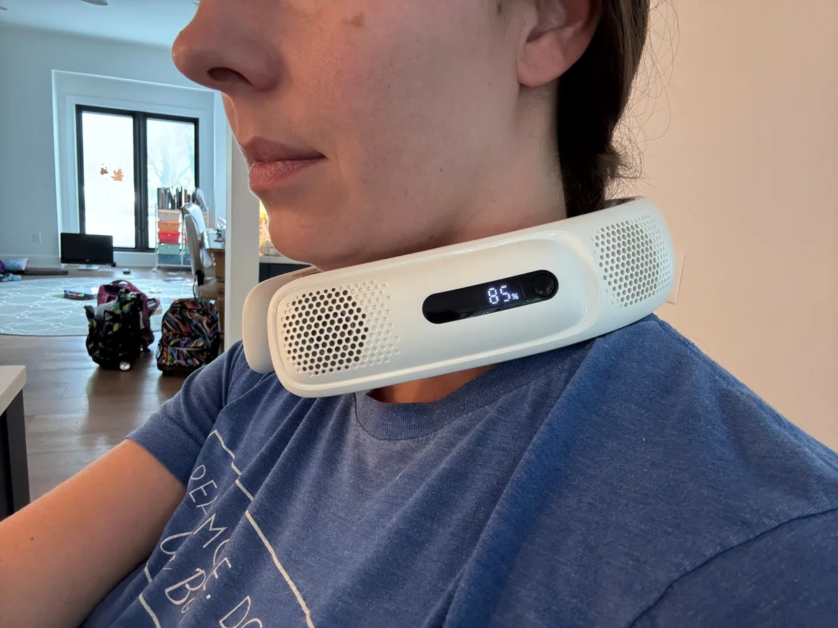 Personal neck fan
