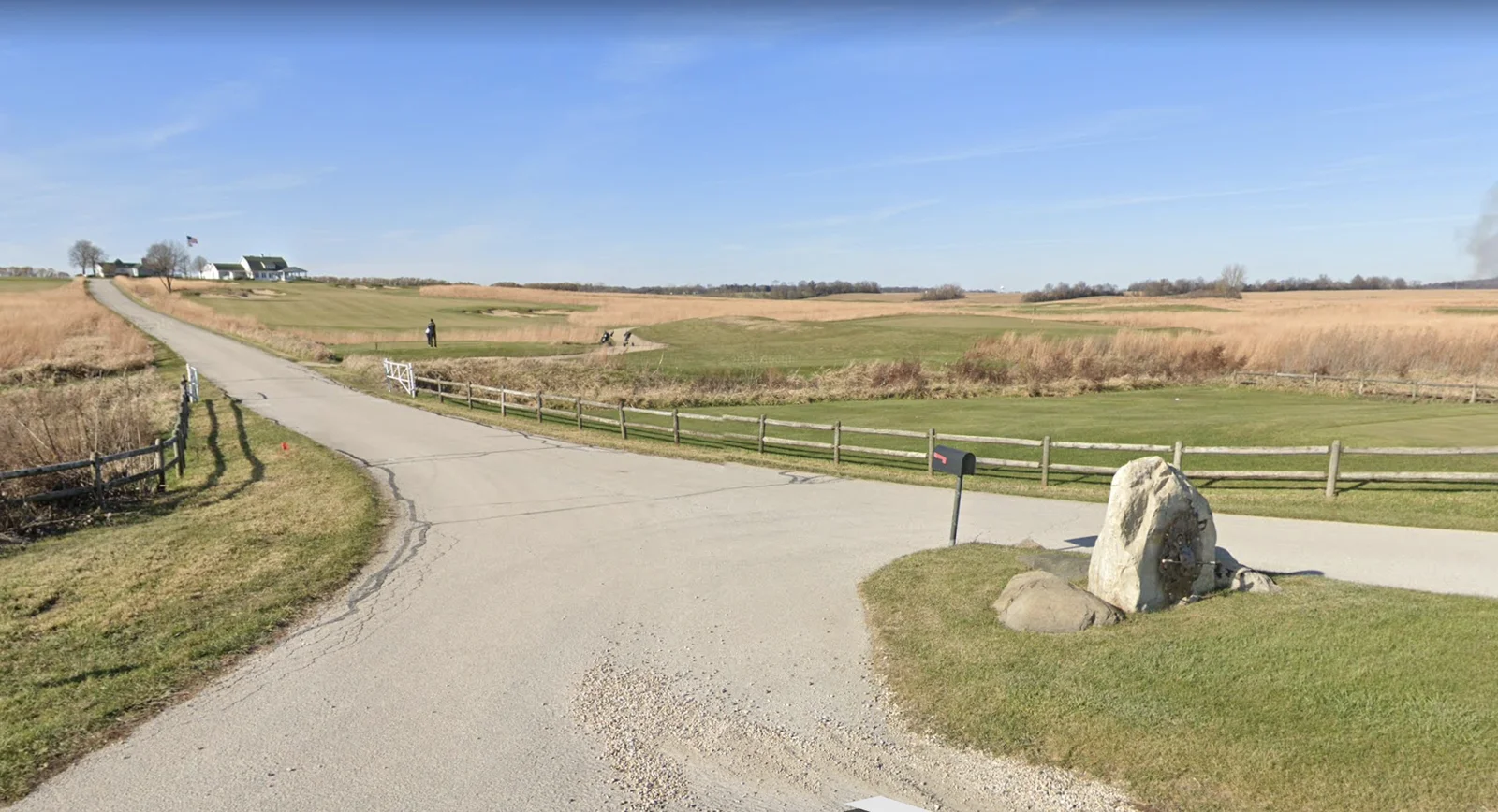 The entrance to Black Sheep GC has an unwritten "no women past the rock" rule