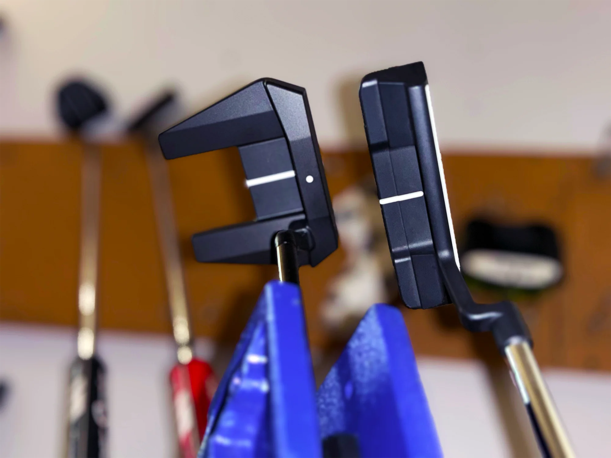 Blade and Mallet putters side by side