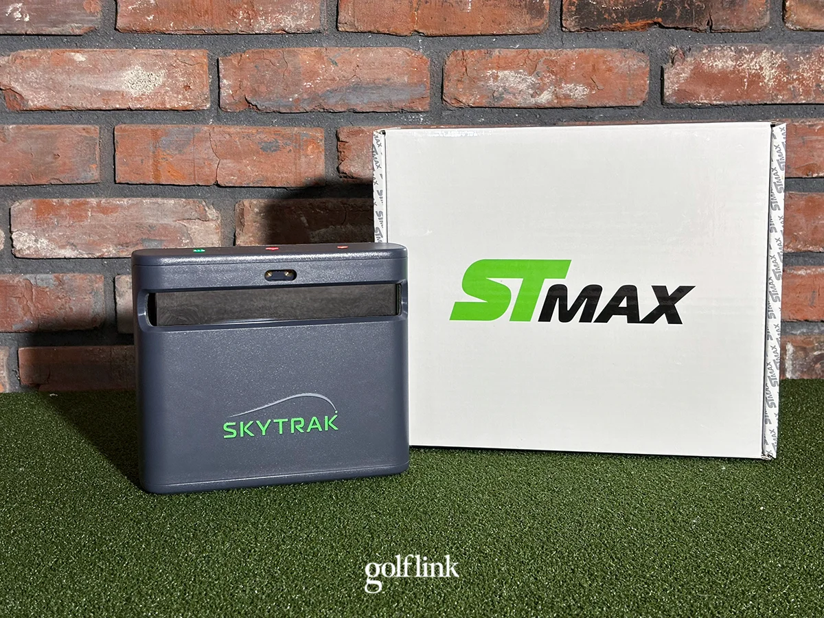 SkyTrak ST Max launch monitor